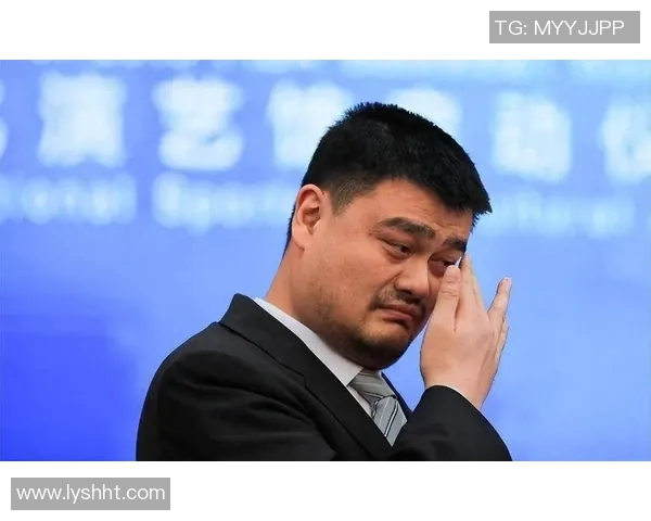 姚明亲临淮安与篮球爱好者互动分享成长故事与运动心得